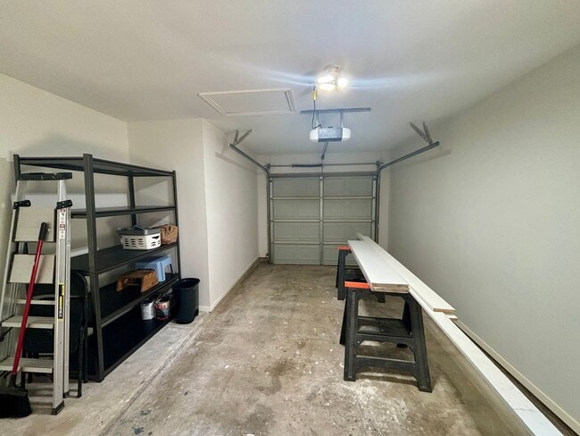 Building Photo - Brown Bark