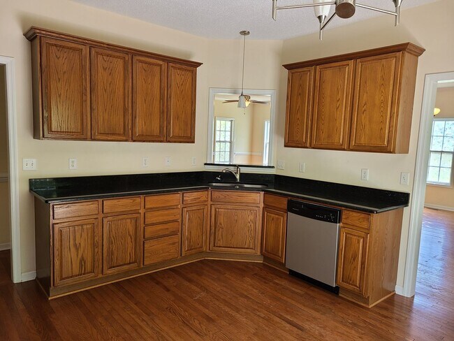 Building Photo - Unfurnished 3 Bedroom 2 bath home in Sneads Ferry - Creeks Edge Community