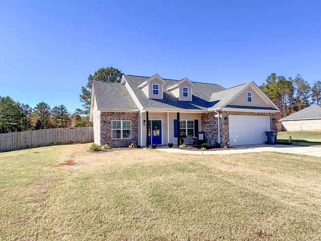 Building Photo - 6454 Self Creek Rd