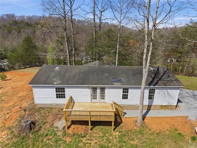 Building Photo - 5320 Long Branch Rd