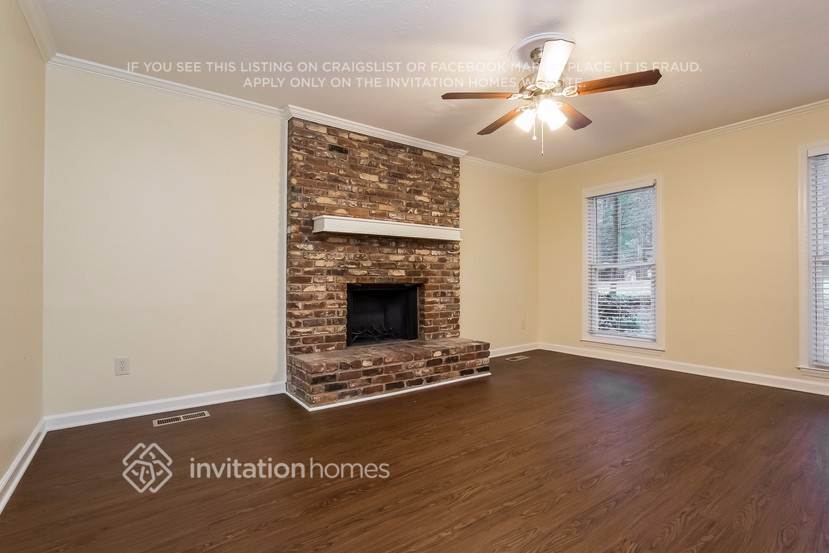Building Photo - 945 Daisy Ct NW