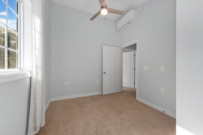 Building Photo - 19 Winthrop Ave