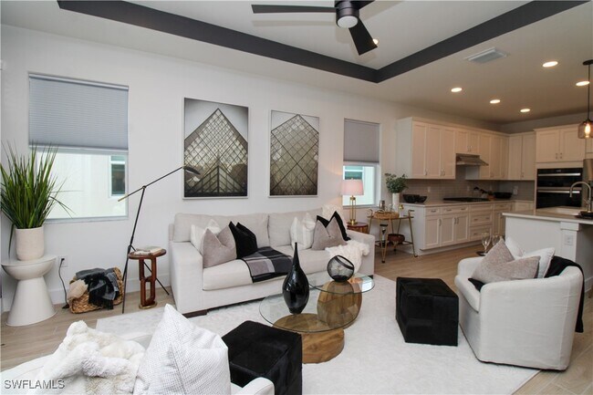 Building Photo - 8857 Oceana Wy