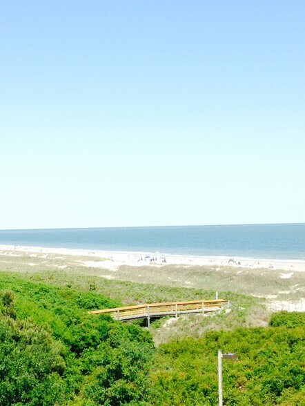 Spectacular views of ocean from 4th floor - 40 Folly Field Rd