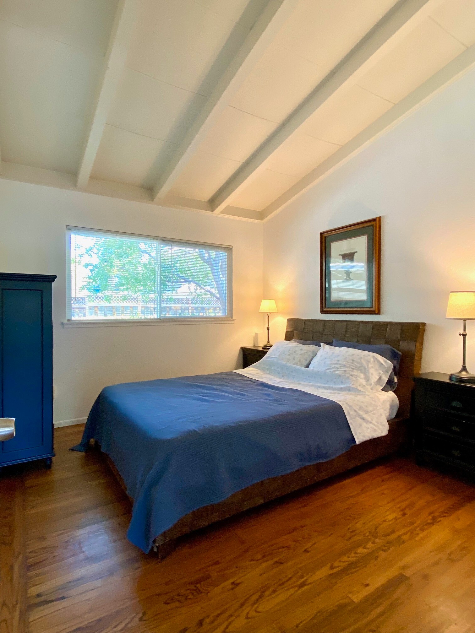 Building Photo - 251 El Carmelo Ave