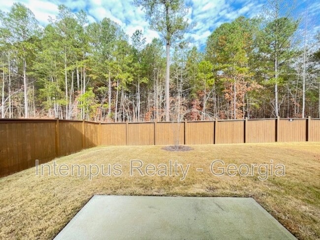 Building Photo - 693 Summerwood Ln