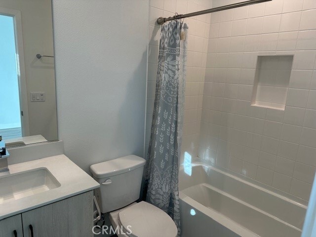 Building Photo - 828 S Harbor Blvd