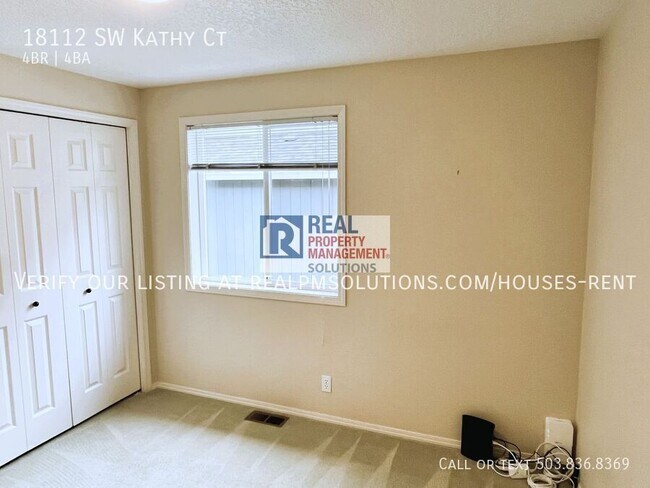 Building Photo - 18112 SW Kathy Ct