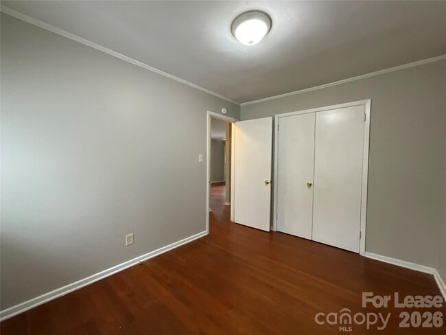 Building Photo - 1742 Academy St