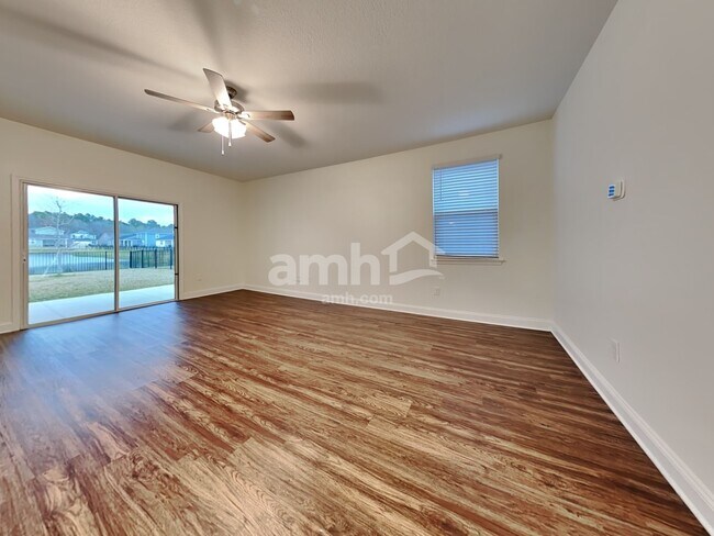 Building Photo - 118 Banyan Frst Dr
