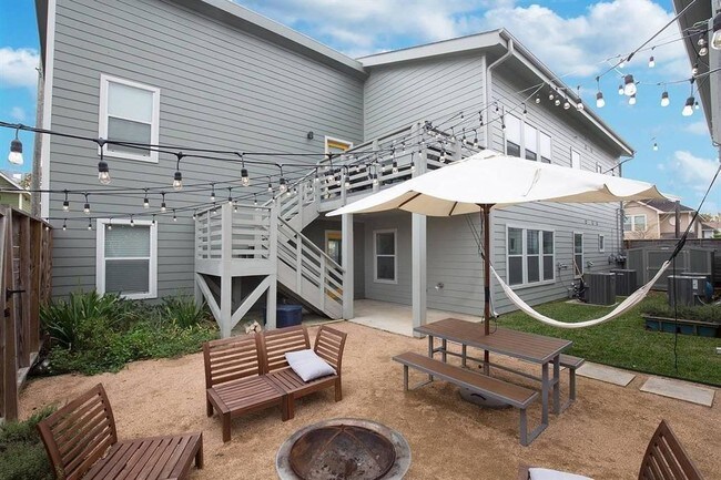 Building Photo - 1308 Ruthven St