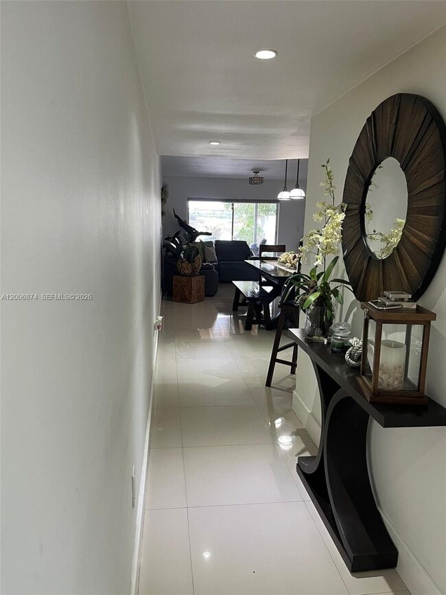 Building Photo - 1155 NW 123rd Ct