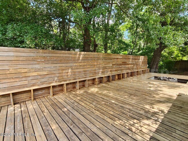 Building Photo - 1549 Sonoma Ct