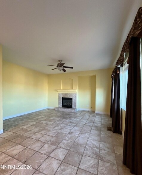 Building Photo - 2810 Halo Dr