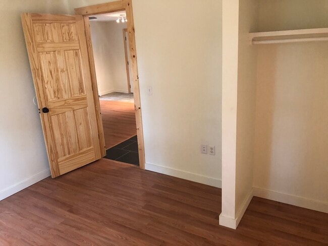 Building Photo - Zenith Apartments, LLC