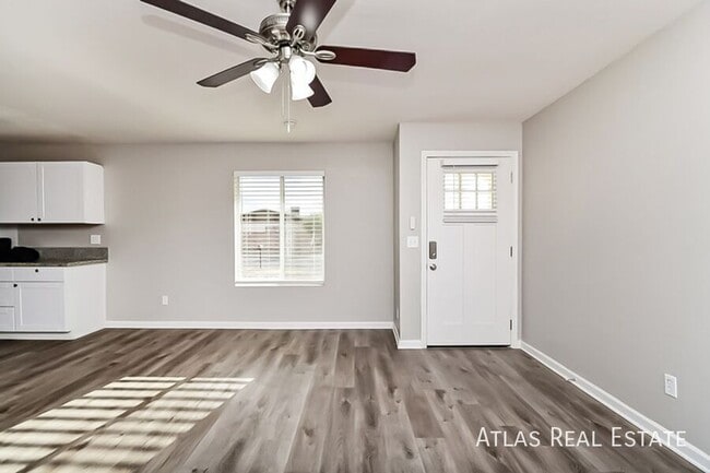 Building Photo - 4657 S Paseo Don Carlos