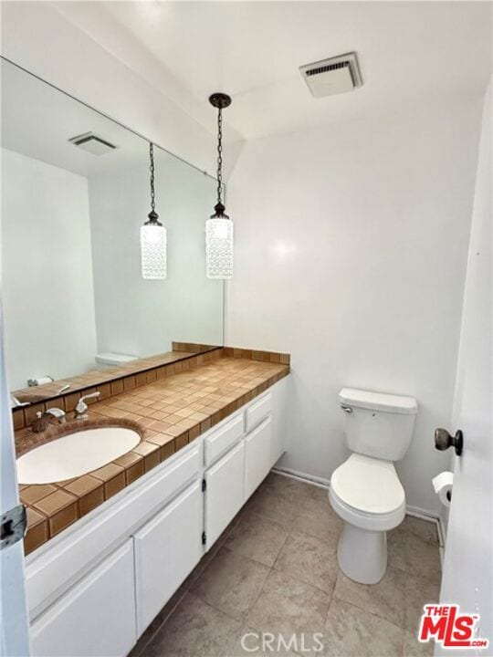 Building Photo - 10740 National Blvd