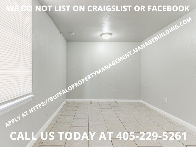 Building Photo - 2544 Cashion Pl