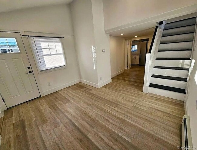 Building Photo - 9 Tillie St