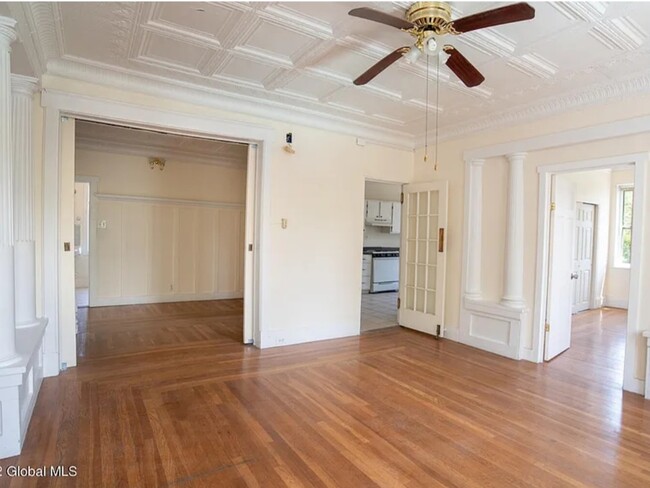 Dinning room - 290 2nd Ave