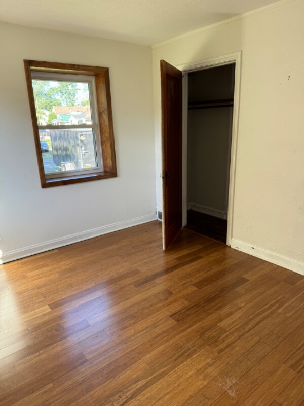 Building Photo - 88 Riverside Dr