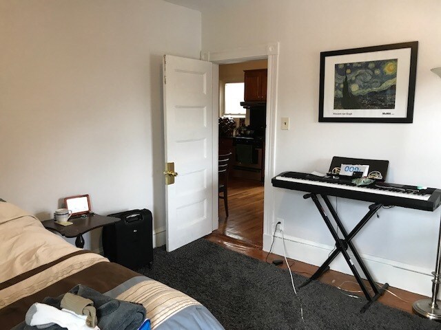 Building Photo - 161 Beacon St