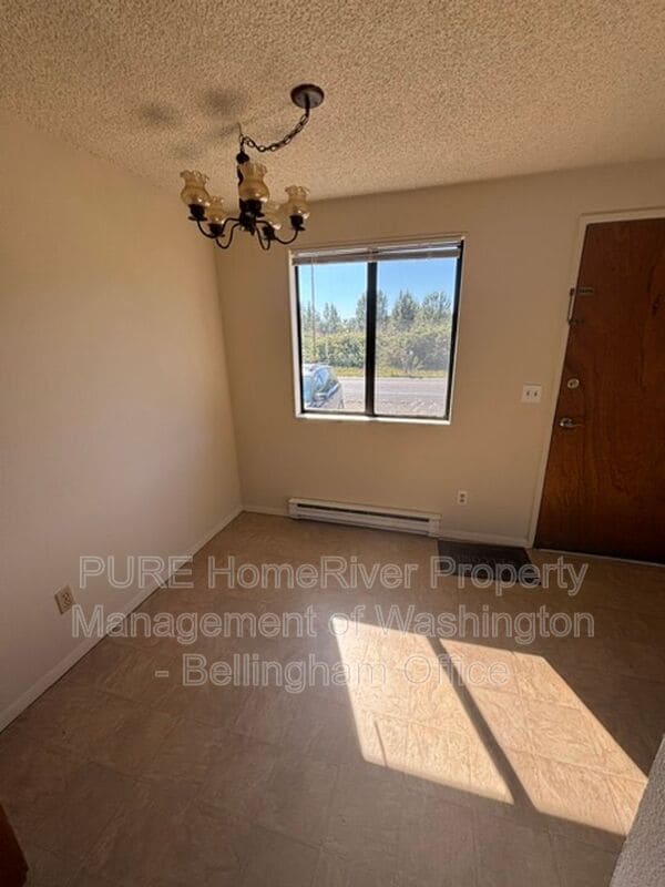 Building Photo - 5084-5086 LaBounty Drive