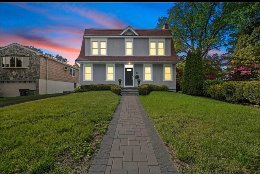 Primary Photo - 26 Crane Ave