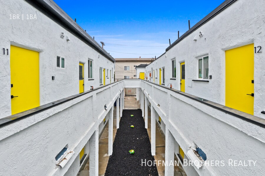 Building Photo - 201 Normandie Ave