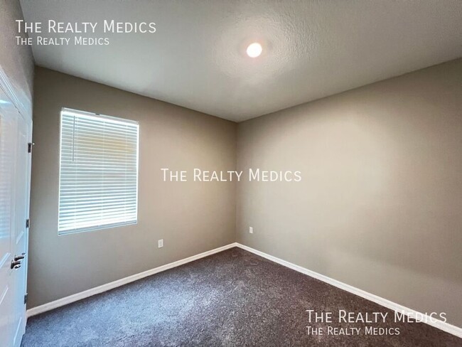 Building Photo - 8053 Penrose Pl