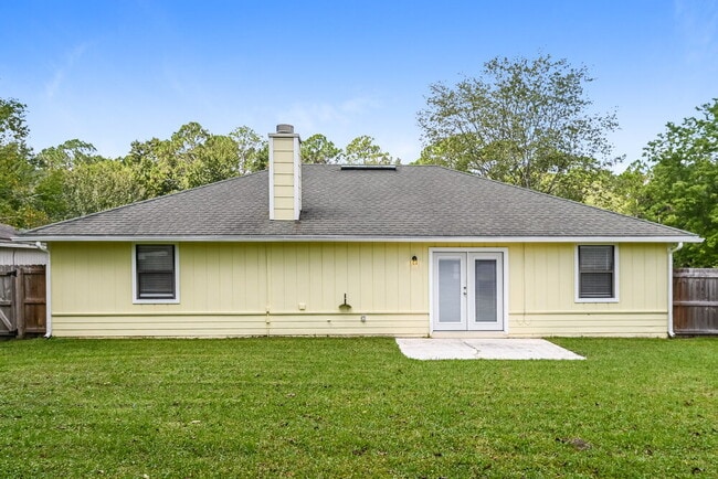 Building Photo - 1290 Bee St N