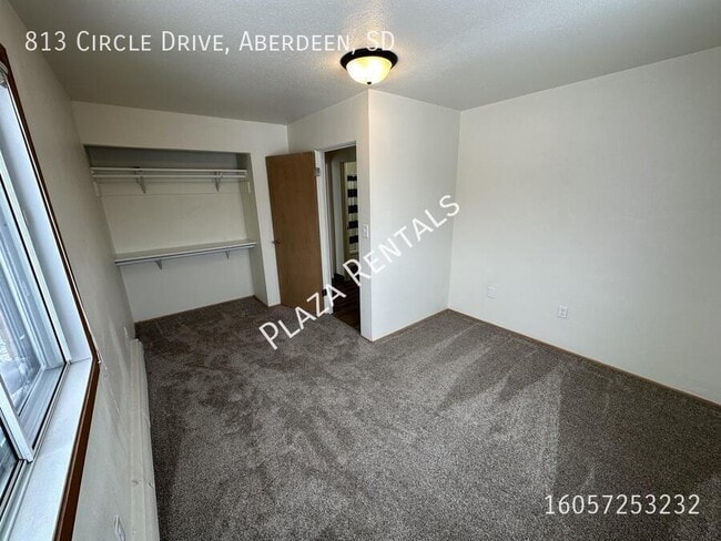 Building Photo - 2119 4th Ave SE