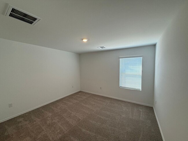 Building Photo - Brand New Spacious 4 Bedroom Home in Musta...