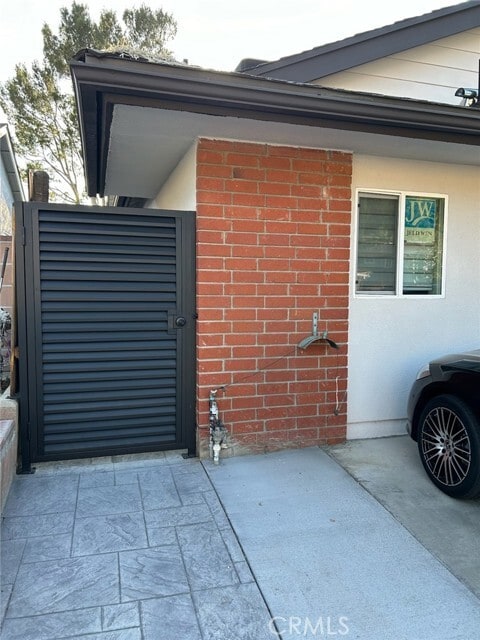 Building Photo - 11017 Irma Ave