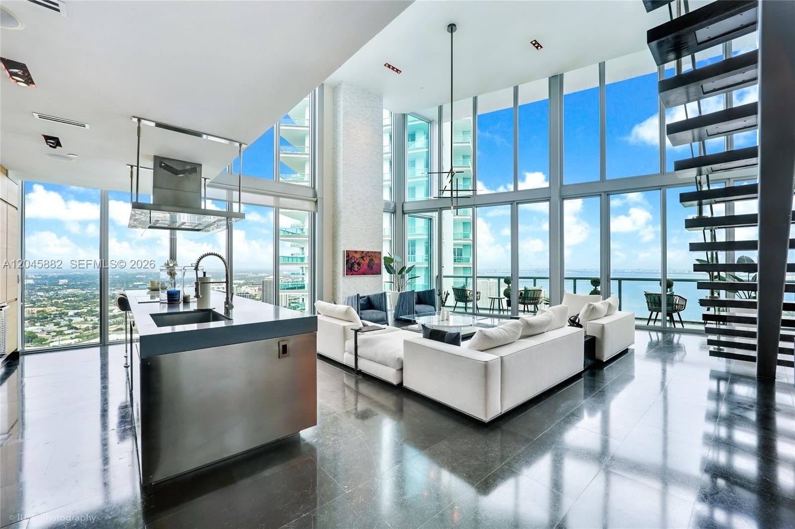 Building Photo - 888 Biscayne Blvd