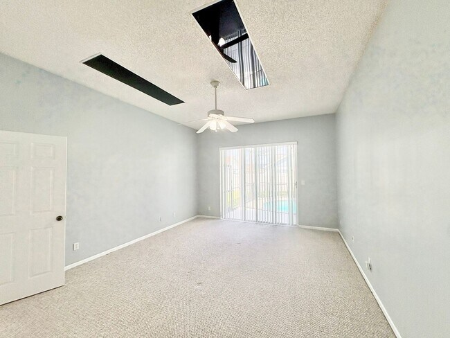 Building Photo - 4/3.5 Home at Eagle Lending