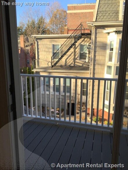 Building Photo - 65 Langdon St