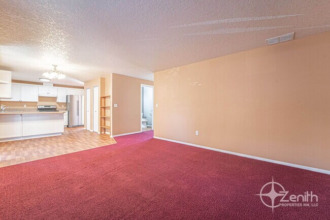 Building Photo - 15501 NE 88th St