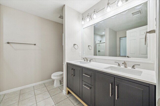 Building Photo - 21907 Willow Downs Dr
