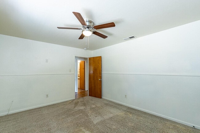 Building Photo - 3104 49th St