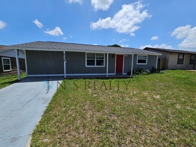 Primary Photo - Gorgeous 3/1 1080sf with UPDATED kitchen, ...