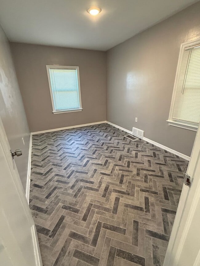 Building Photo - Corner Lot Brick Home