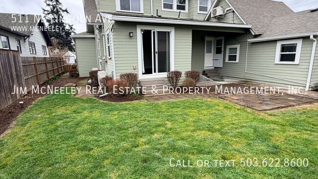 Building Photo - 511 NE Lincoln St