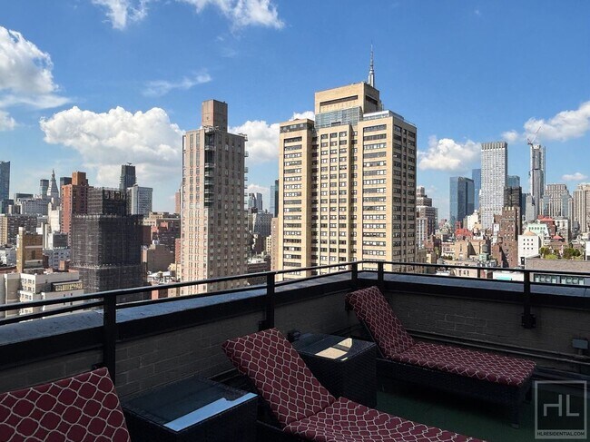 Building Photo - East 39th Street