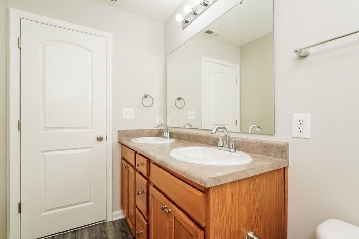 Building Photo - 3009 W Sampler St