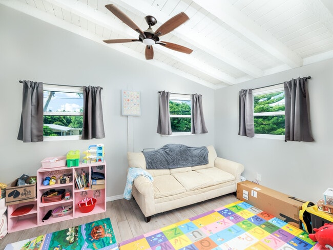 Building Photo - 29283 Coconut Palm Dr