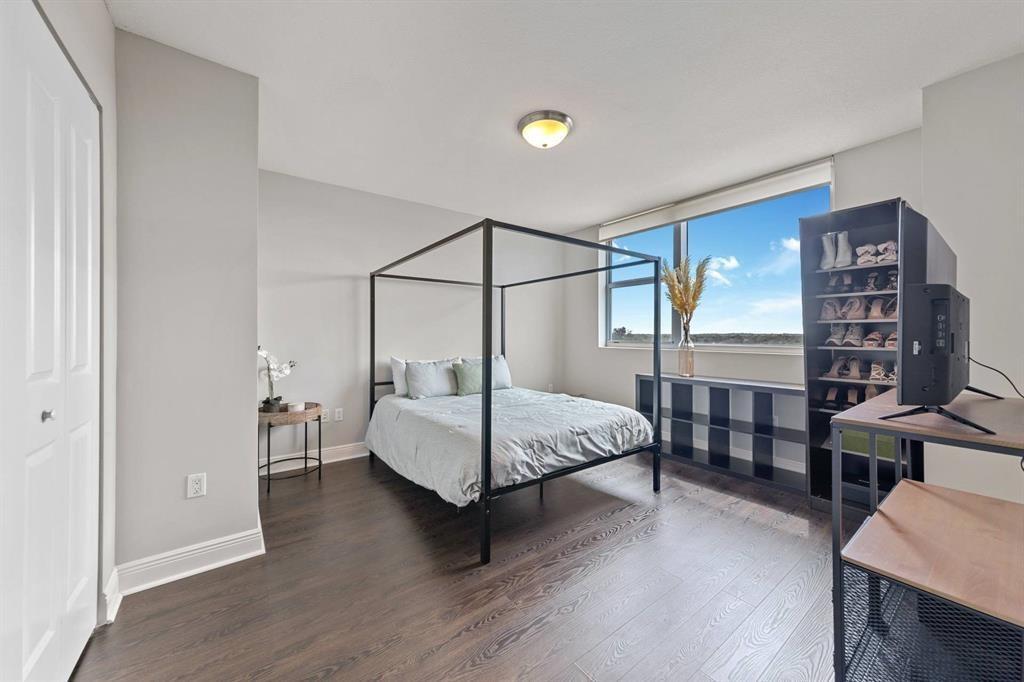Building Photo - 2641 N Flamingo Rd
