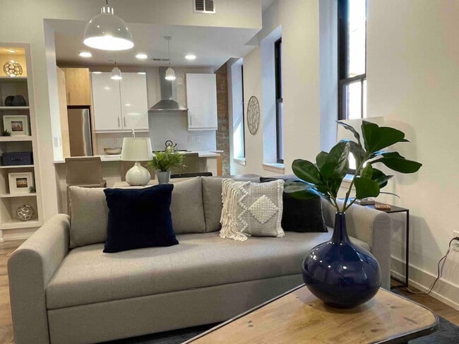 Building Photo - 1502 Race St