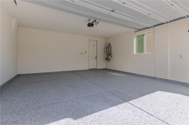 Building Photo - 10016 Silver Comet Ct