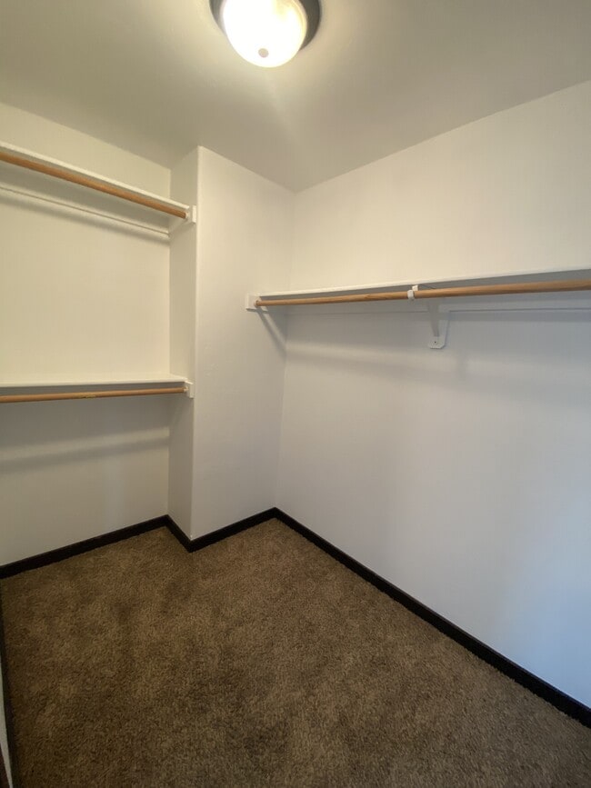 Building Photo - 2286 Gallatin Green Blvd